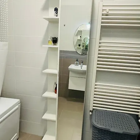 Cozy With Free Parking Apartment Cluj-Napoca